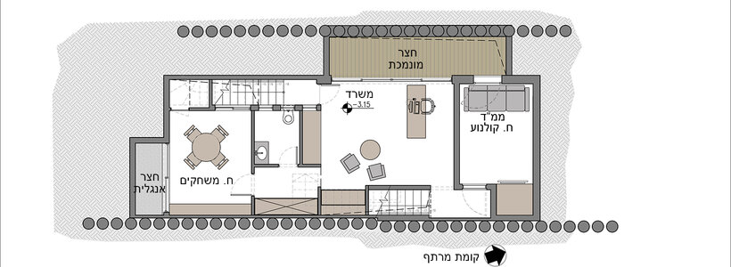 משרד במרתף עם מדרגות נפרדות